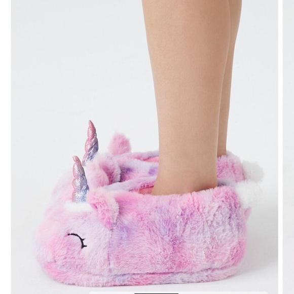Plush Unicorn House Slippers - Picture 3 of 4